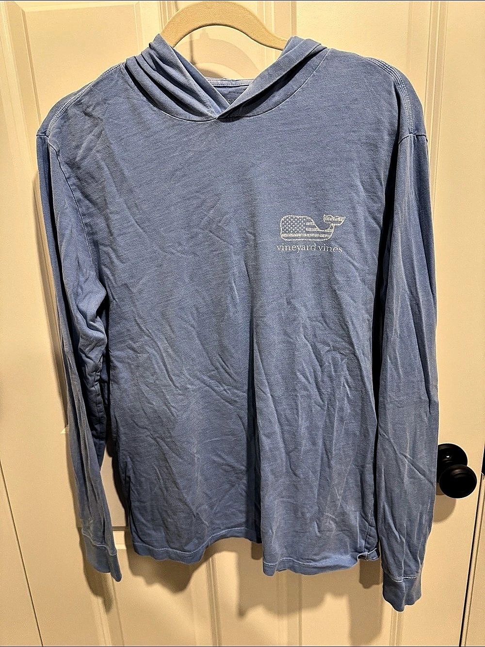 vineyard vines Vintage Whale Long-Sleeve Hoodie Tee Blue Small